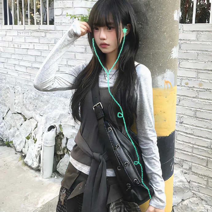 005x3T92ly1ieu2jha7bdj31g71g7x4n.jpg