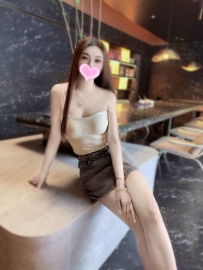 辦公室人妻 氣質滿身的香水味 超級好聞