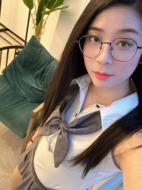 #試車：身材微胖 人很親切自然